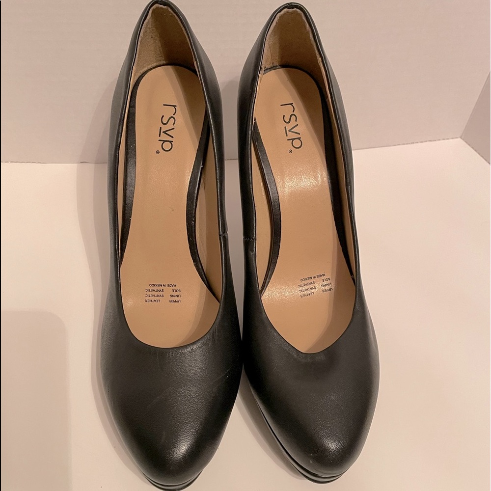 Gently Used RSVP women black leather platform 3.5 heel size 9.5